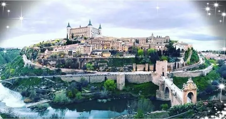Cornisa Tourists Home Toledo España